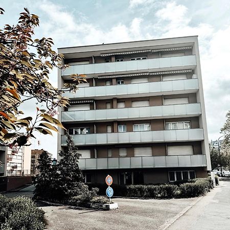Le Cocon Blanc Metz - T2 - Parking Prive - Balcon - Nouvelle Ville, Gare 外观 照片