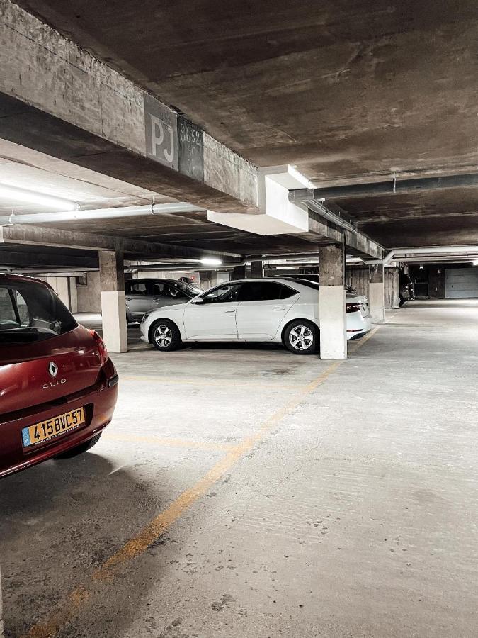 Le Cocon Blanc Metz - T2 - Parking Prive - Balcon - Nouvelle Ville, Gare 外观 照片